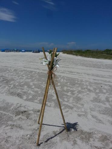 Beach Bamboo Floral Tripod (Rental)
