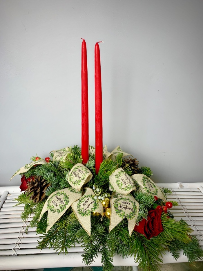 Designer\'s Choice Holiday Centerpiece