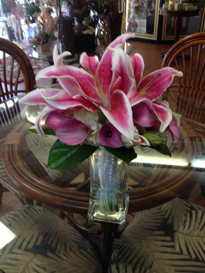 Stargazer Lilies/Calla Lilies/Hydrangea Bouquet
