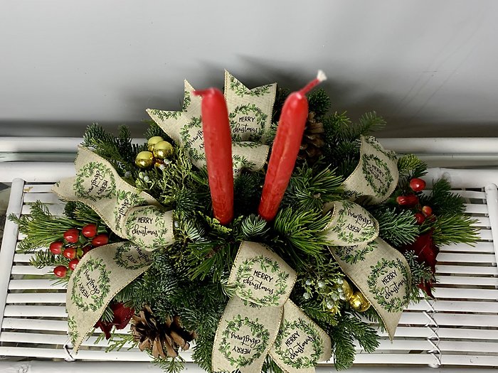 Designer\'s Choice Holiday Centerpiece