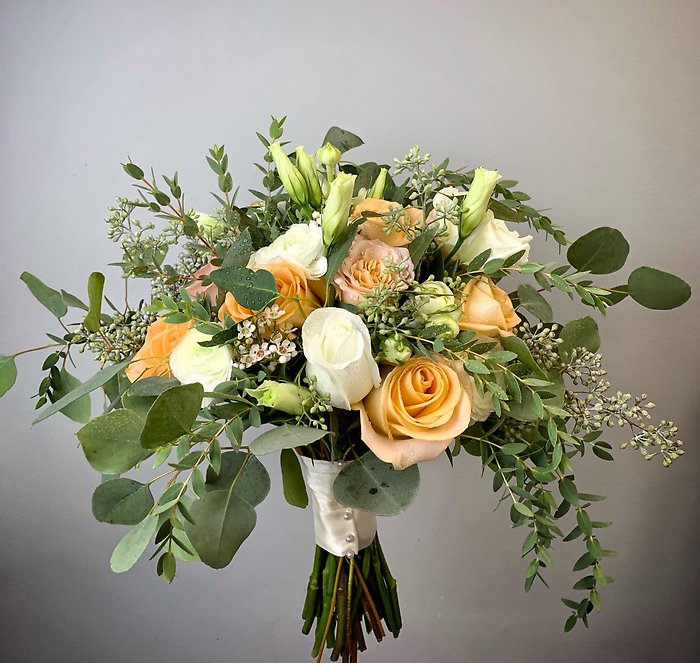 \"Messy\" Beach Wedding Bouquet