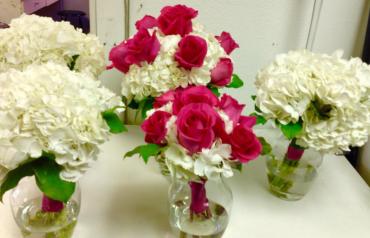 Simple White Hydrangeas Bouquets